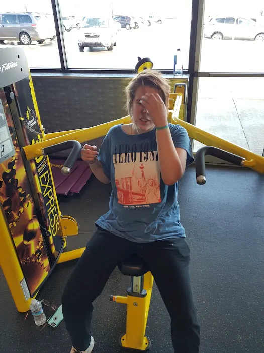 Planet Fitness Picture 6