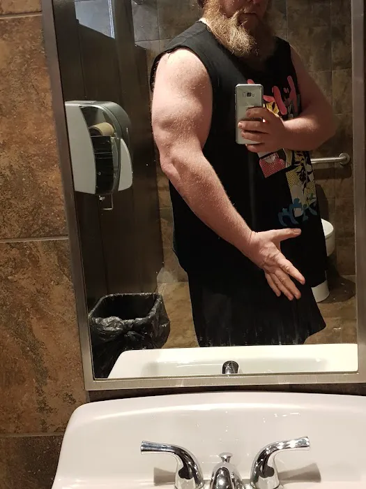 Planet Fitness Picture 9