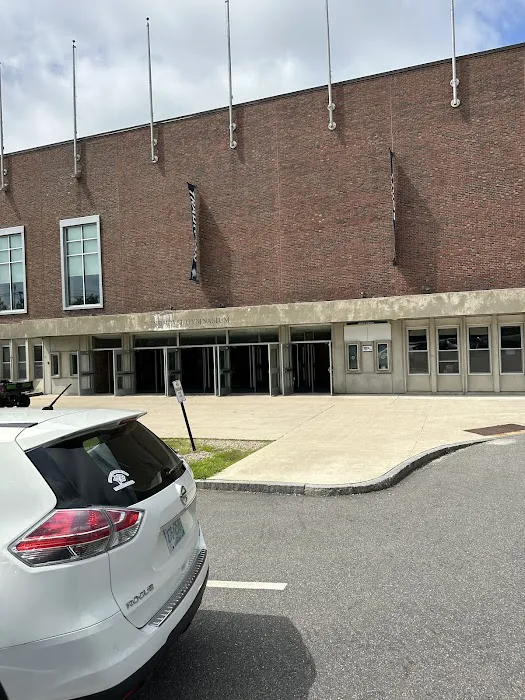 Lundholm Gymnasium Picture 1
