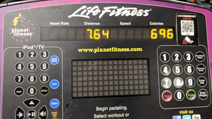 Planet Fitness Picture 6
