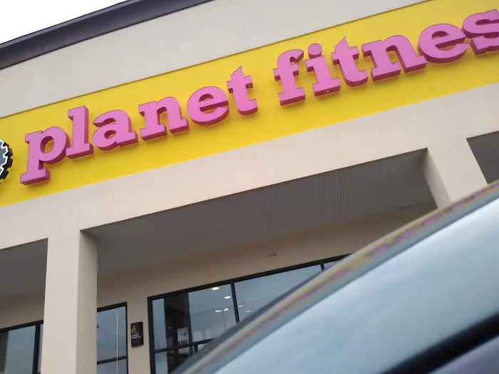 Planet Fitness Picture 3
