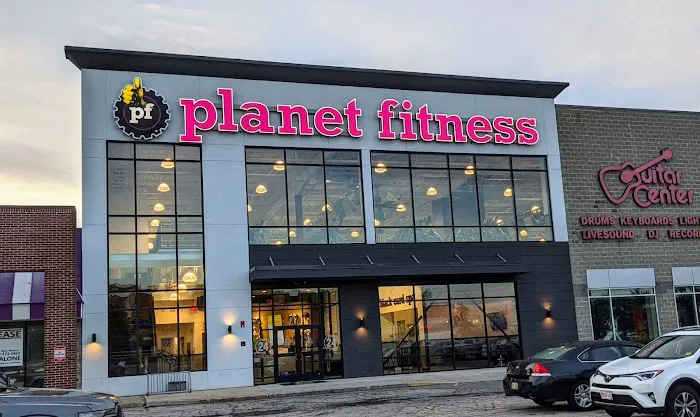 Planet Fitness Picture 2