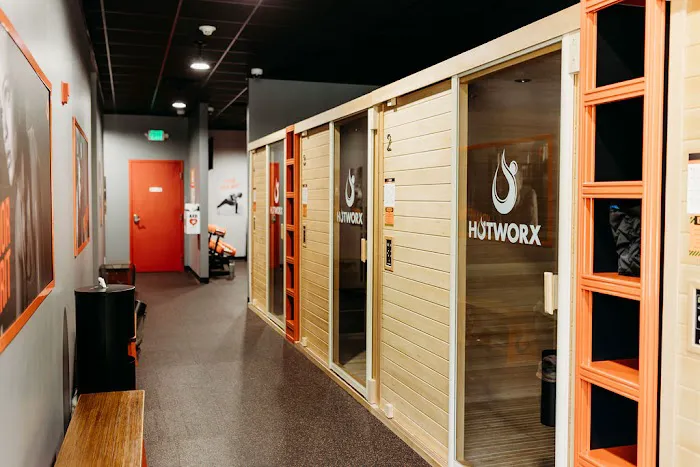 HOTWORX - Portland, ME Picture 4