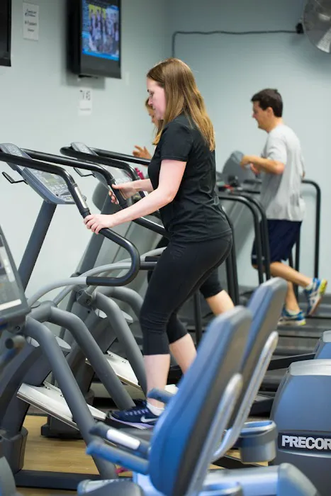 Real Fitness 24-Hour Gym Picture 2