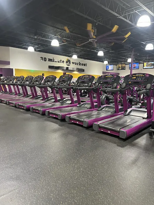 Planet Fitness Picture 4