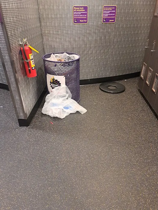 Planet Fitness Picture 9