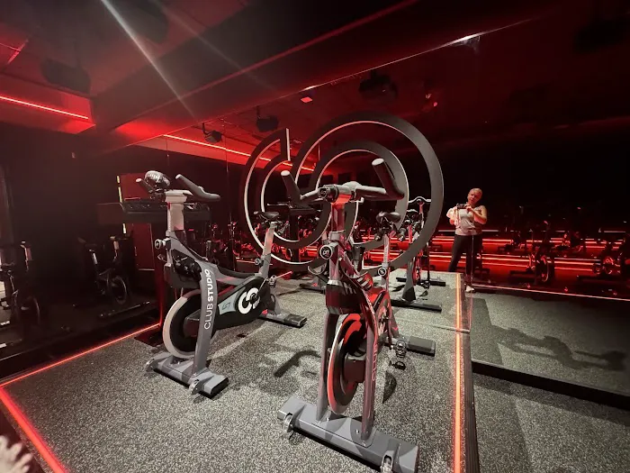 Club Studio Picture 2