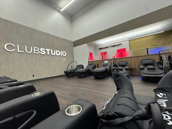 Club Studio Picture 4