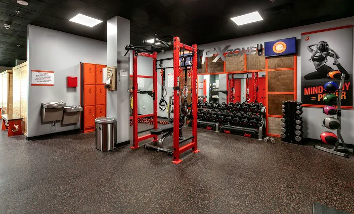 HOTWORX - Sandy Springs, GA - Perimeter Center Picture 7