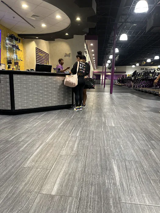 Planet Fitness Picture 7
