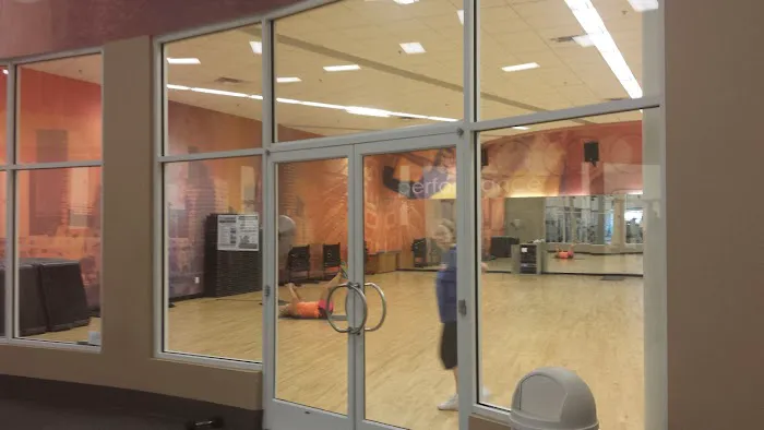LA Fitness Picture 3