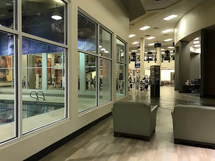 LA Fitness Picture 7