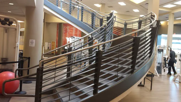 LA Fitness Picture 10