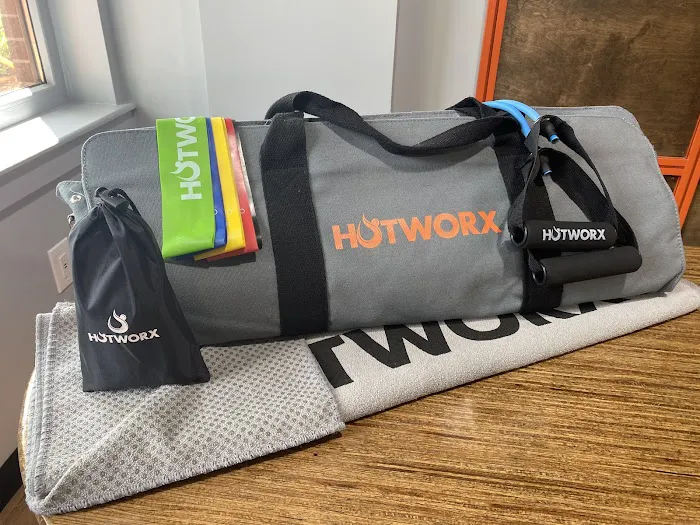 HOTWORX - Brookhaven, GA Picture 8