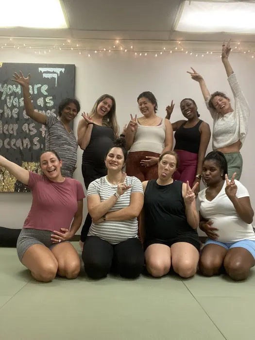 Meraki Mama Collective: Prenatal Yoga & Doula Services Picture 2