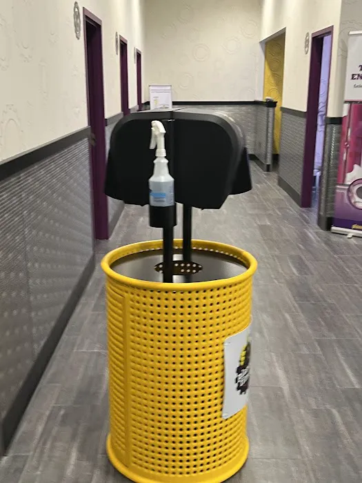 Planet Fitness Picture 6