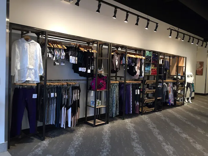 CorePower Yoga - Sandy Springs Plaza Picture 10