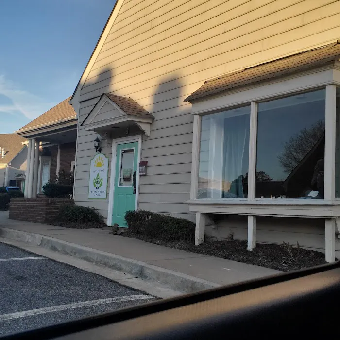 Sunny Street Yoga Picture 6