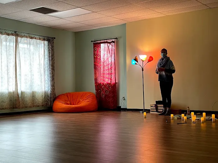 Sunny Street Yoga Picture 5