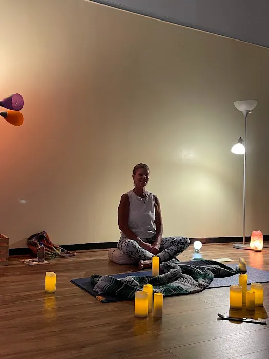 Sunny Street Yoga Picture 4