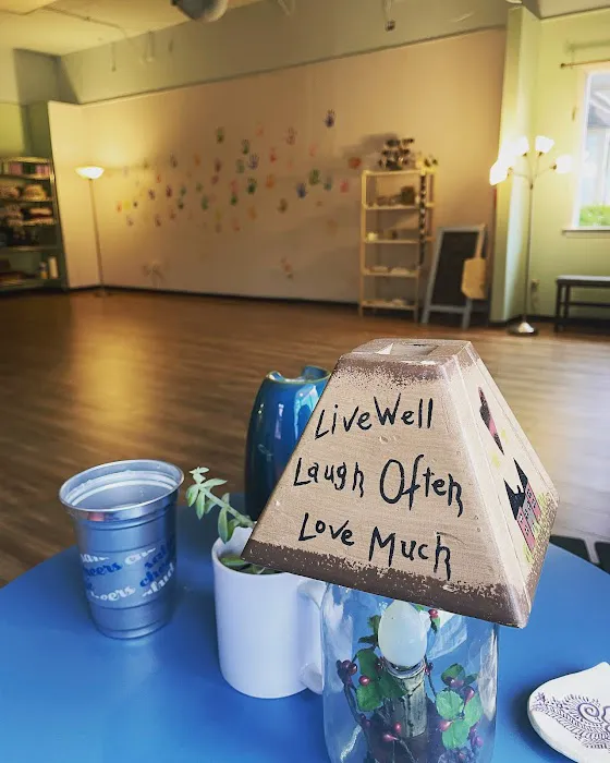 Sunny Street Yoga Picture 3