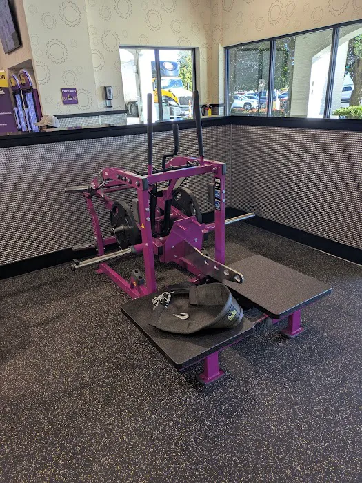Planet Fitness Picture 5