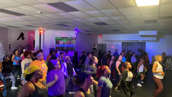 KITTNESS DANCE FITNESS STUDIO Picture 1