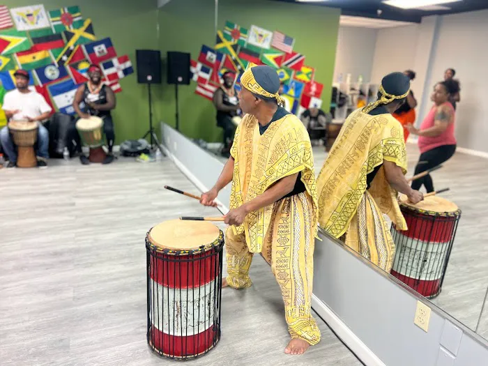 KITTNESS DANCE FITNESS STUDIO Picture 8