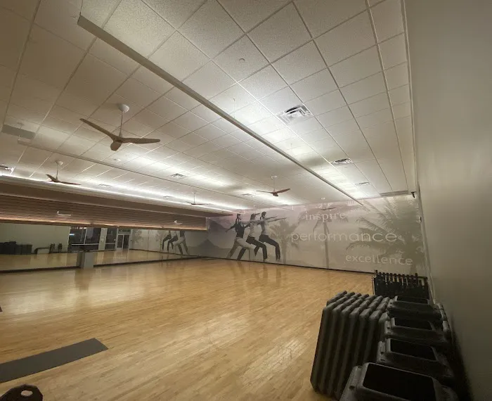 LA Fitness Picture 4