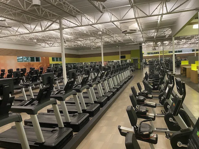 LA Fitness Picture 3