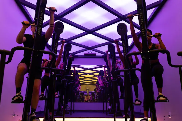 Roam Studio Picture 6