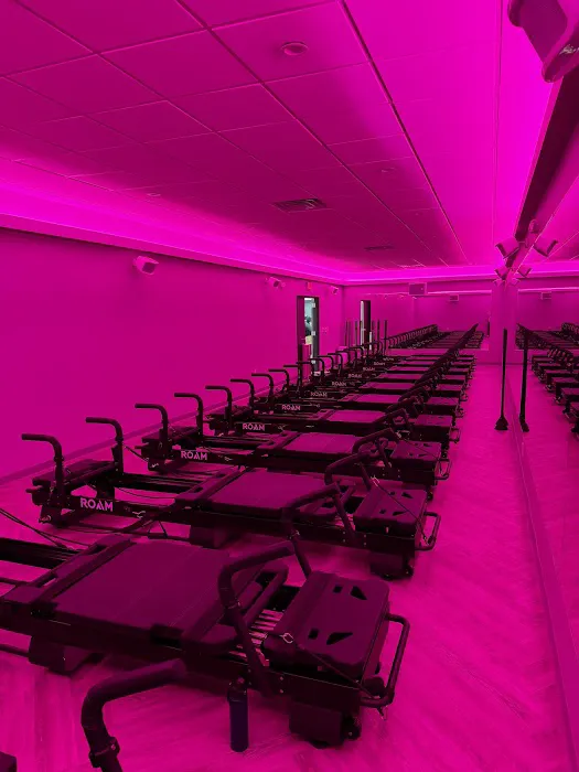 Roam Studio Picture 10