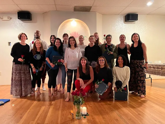 Peachtree Yoga Center Picture 6