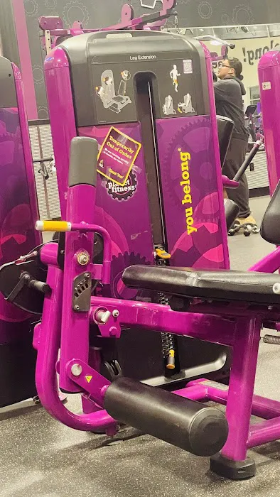 Planet Fitness Picture 8