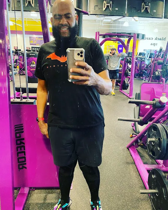 Planet Fitness Picture 6