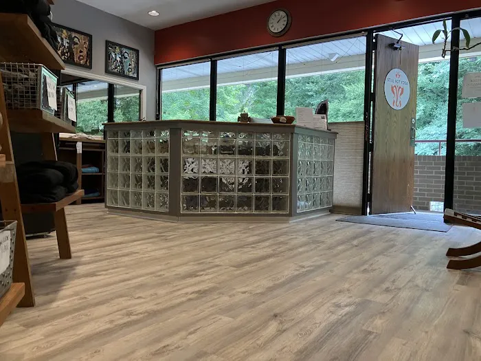 Still Hot Yoga Picture 9