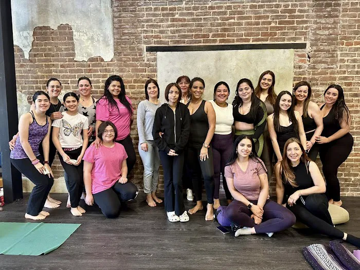 STUDIO 87 Yoga Picture 10