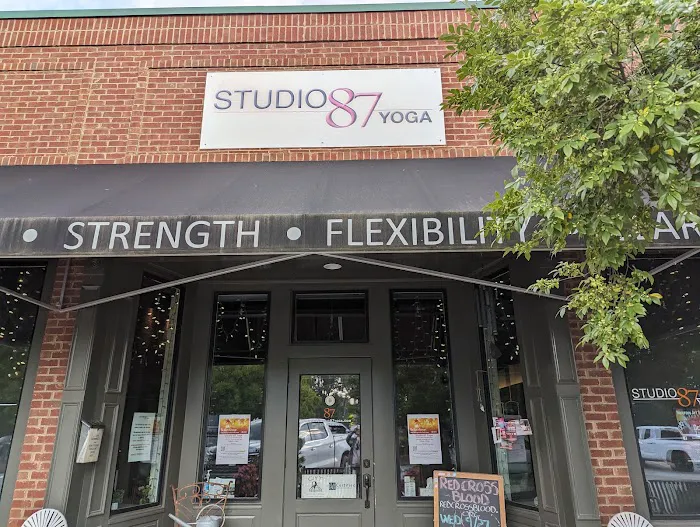 STUDIO 87 Yoga Picture 8