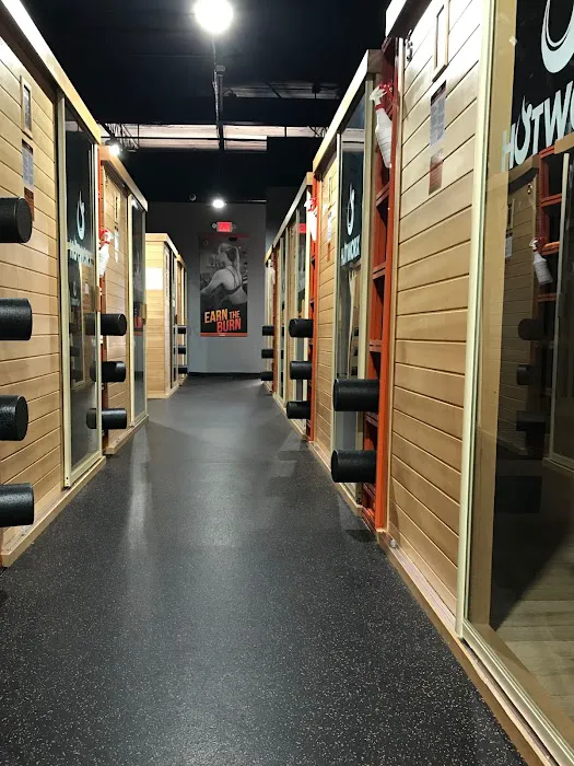 HOTWORX - Atlanta, GA - Decatur Picture 5