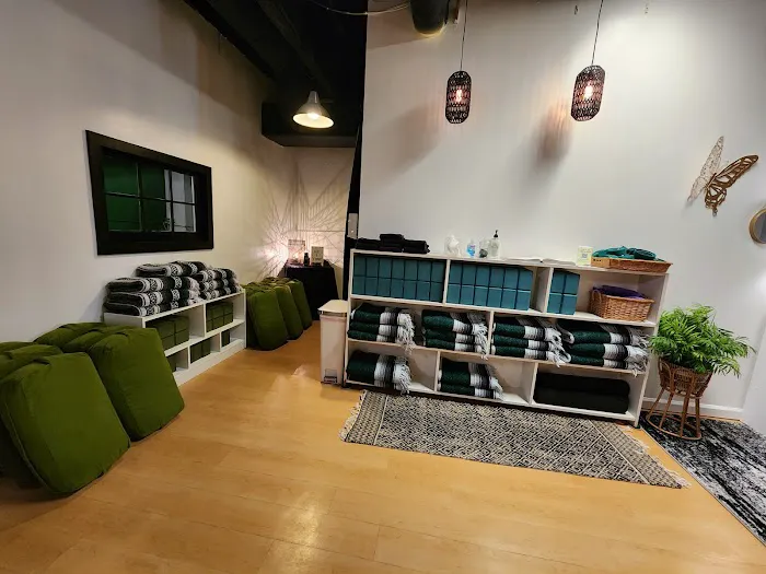 Anurati Yoga Studio Picture 9