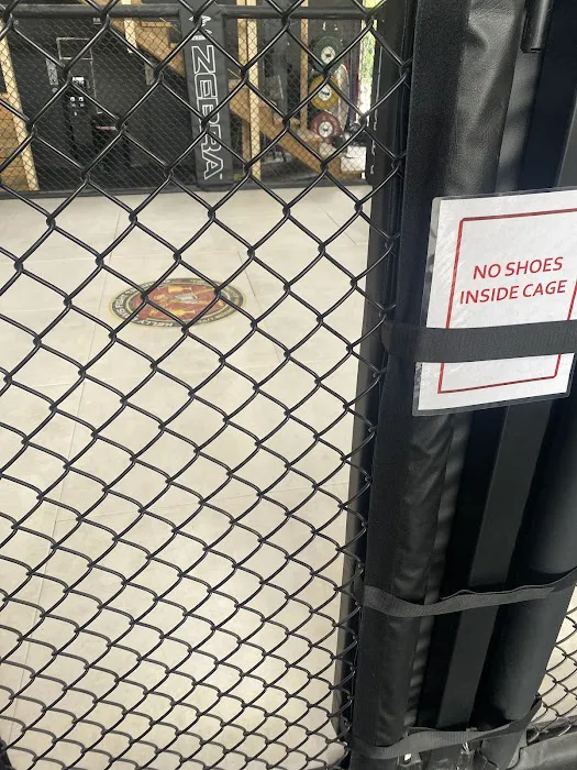 Kelly Davis Fight Training Picture 10