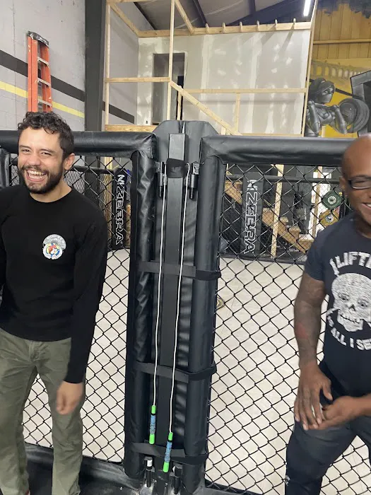 Kelly Davis Fight Training Picture 5