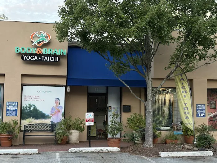 Body & Brain Yoga Tai Chi Picture 10