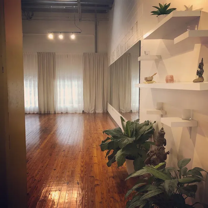 FORM {yoga} Picture 7