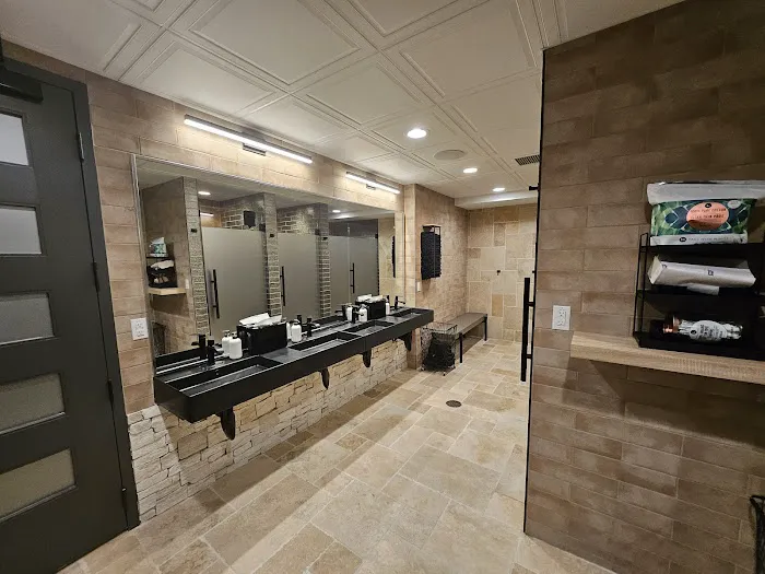 ISO Yoga Studio Picture 9