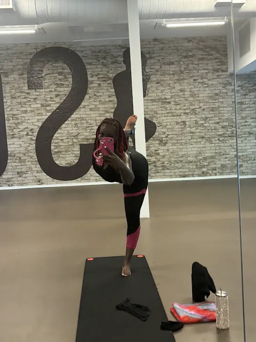 ISO Yoga Studio Picture 10