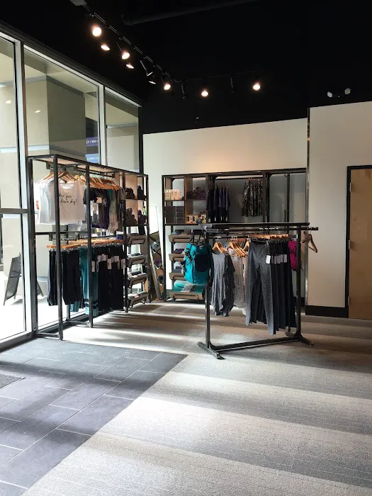 CorePower Yoga - Atlanta Midtown Picture 4