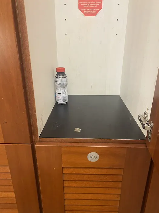 LA Fitness Picture 4