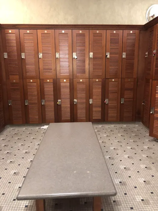 LA Fitness Picture 6