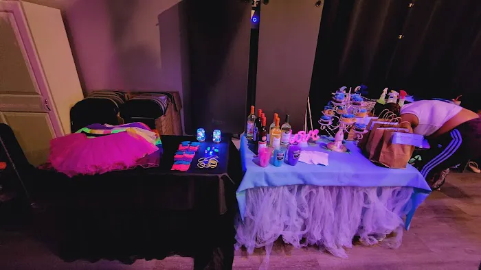 The Sky Barre Downtown Beltline Picture 3